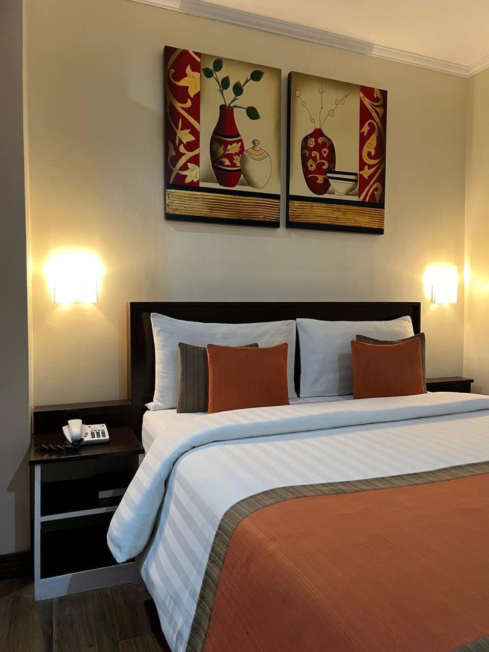 Subic Residencias Olongapo Eksteriør billede