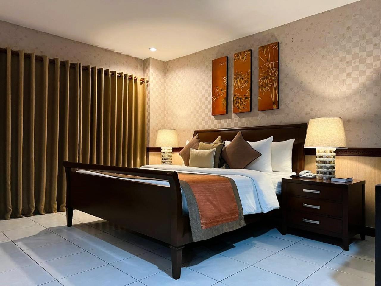 Subic Residencias Olongapo Eksteriør billede