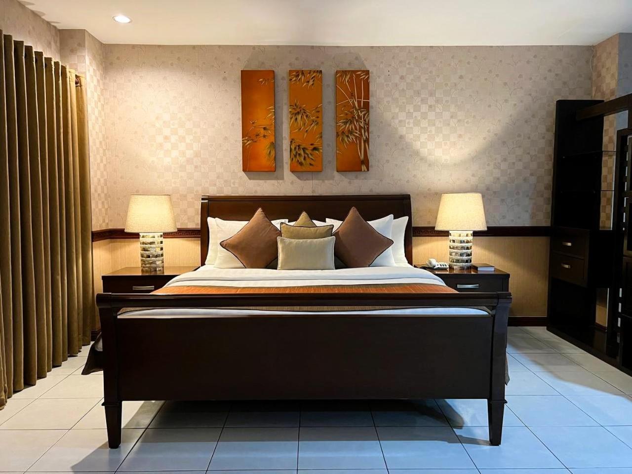 Subic Residencias Olongapo Eksteriør billede